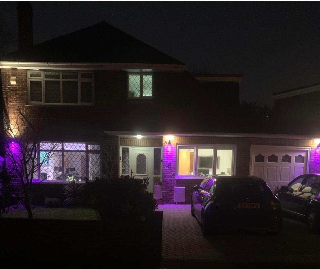 Razak House Apartment Brighton Bagian luar foto